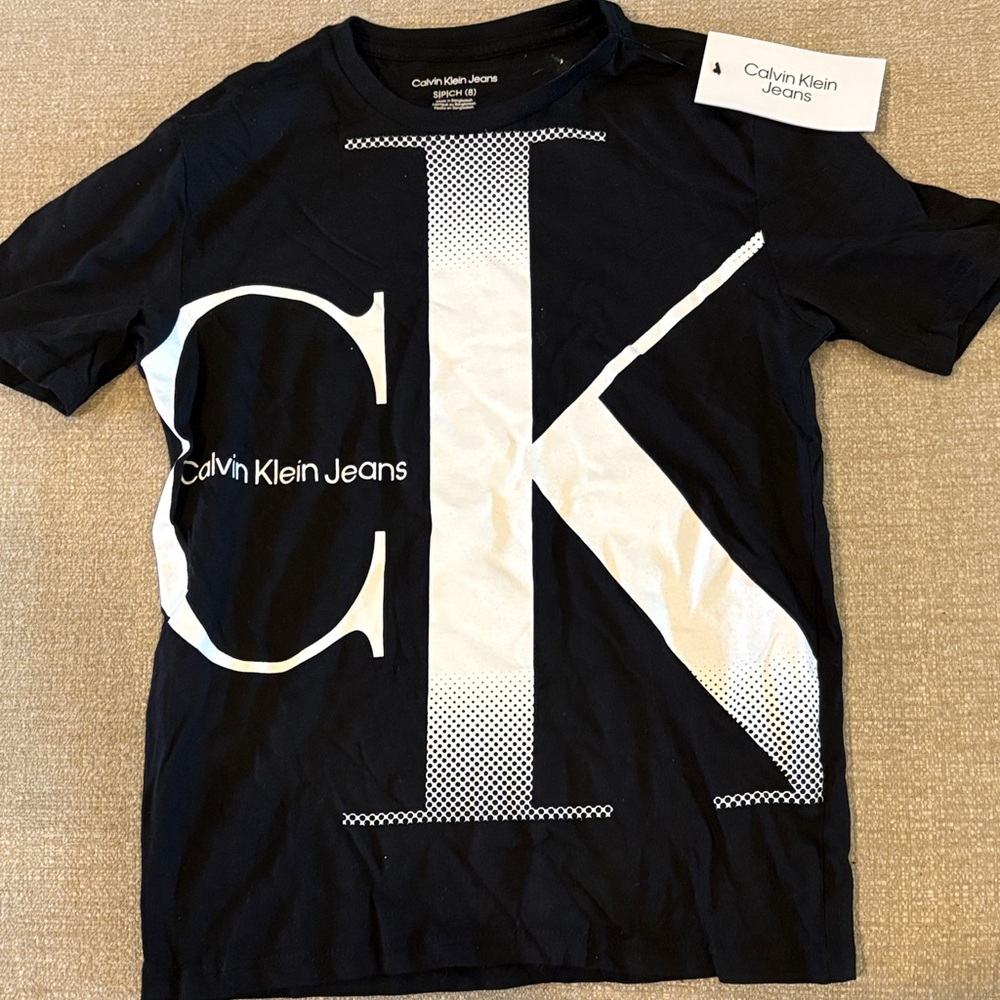 Calvin Klein Jeans Kids Tee in Black and White